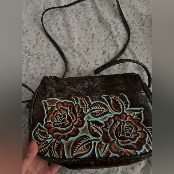 Patricia Nash bag beautiful turquoise/ lightly worn - Picture 3 of 3